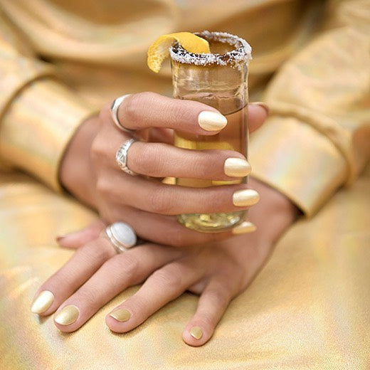 OPI NAIL LACQUER SUZIS SLINGING MEZCAL 15 ML